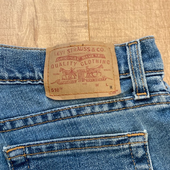 Levi’s vintage cut off shorts low rise short juniors 1 - Picture 2 of 7